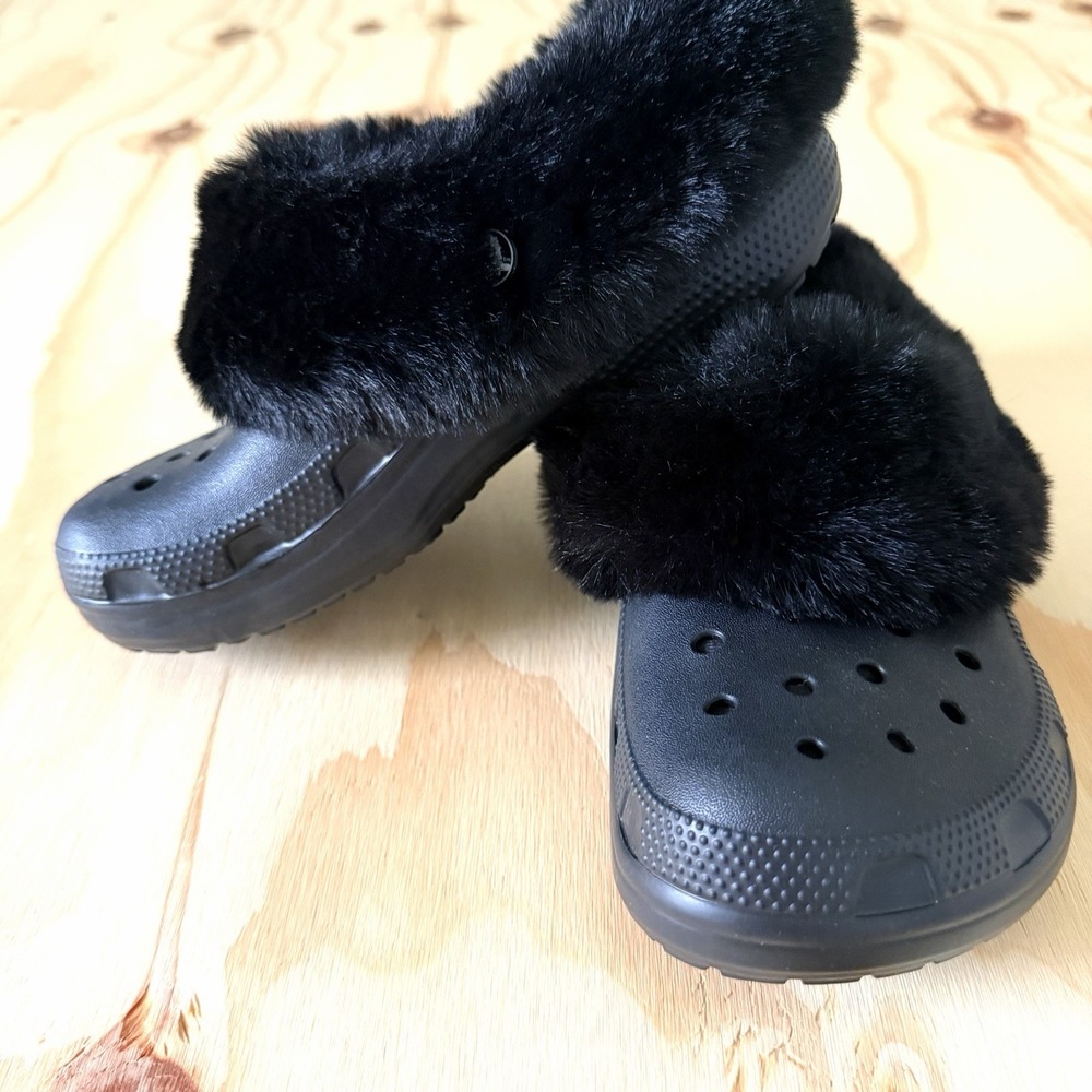 Crocs Mammoth Lined Clog Women's size 6 Black